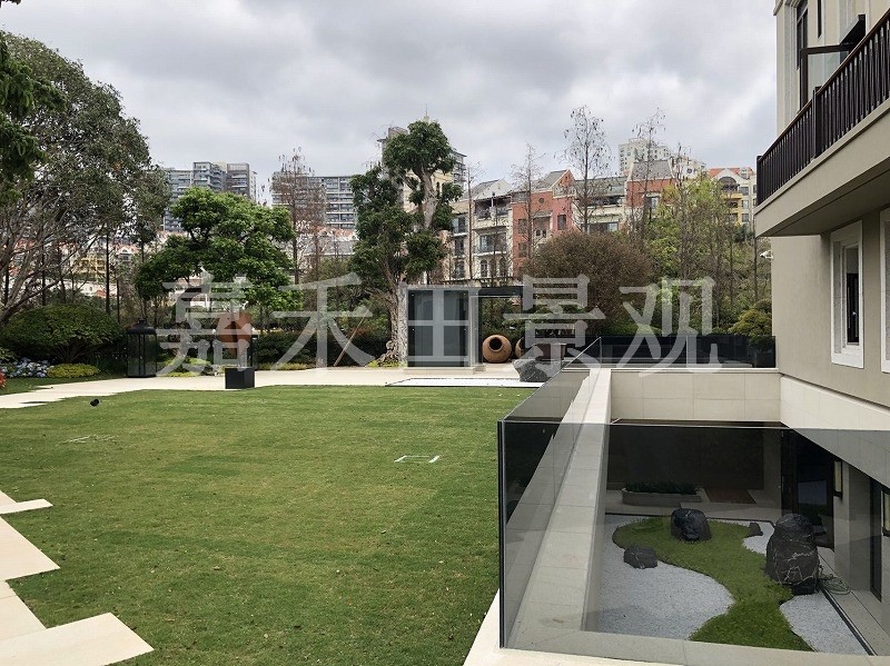 夏季別墅花園如何養(yǎng)護？